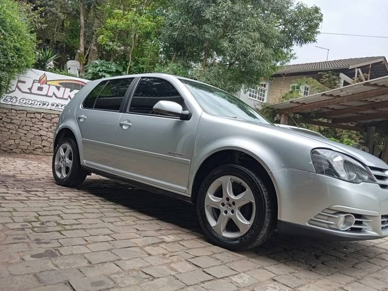 VOLKSWAGEN - GOLF - 2009/2009 - Prata - R$ 48.800,00