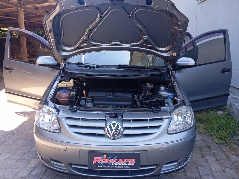 VOLKSWAGEN - FOX - 2007/2007 - Cinza - Sob Consulta