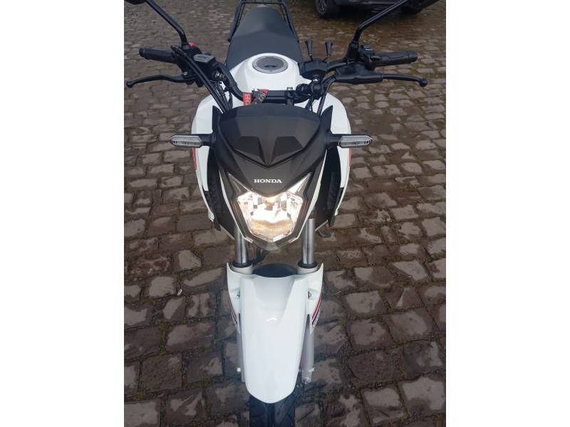 HONDA - CB 250F TWISTER - 2022/2022 - Branca - R$ 23.500,00