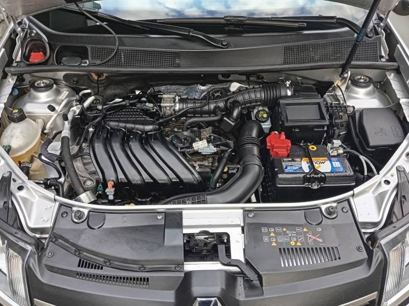 RENAULT - SANDERO - 2019/2019 - Branca - R$ 48.900,00