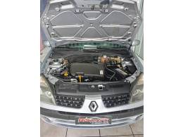 RENAULT - CLIO - 2006/2006 - Prata - R$ 19.900,00