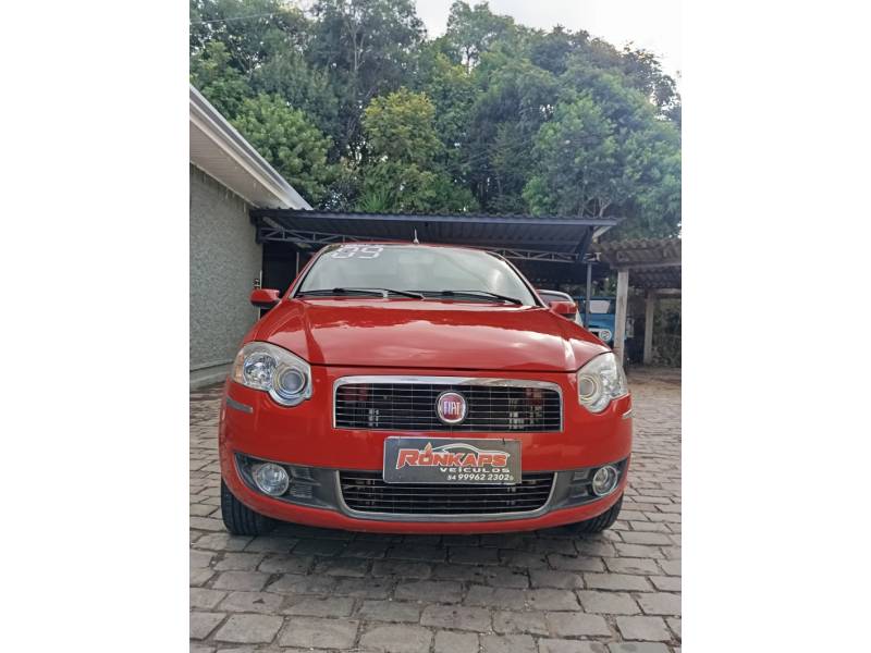 FIAT - SIENA - 2009/2009 - Vermelha - R$ 31.900,00