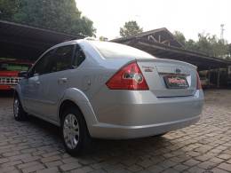 FORD - FIESTA - 2010/2010 - Prata - R$ 31.900,00