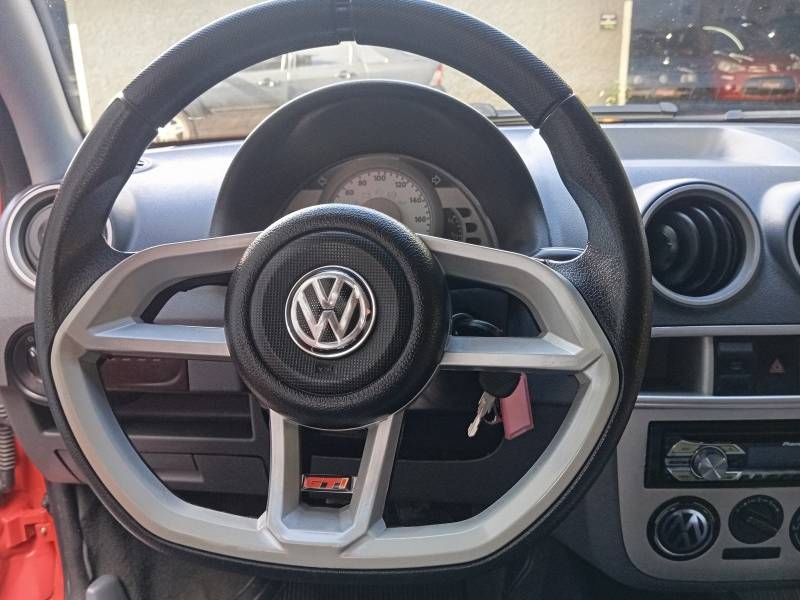 VOLKSWAGEN - GOL - 2011/2011 - Vermelha - R$ 23.900,00