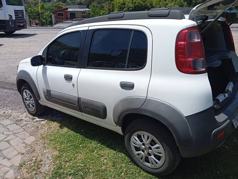 FIAT - UNO - 2013/2013 - Branca - Sob Consulta