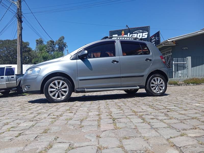 VOLKSWAGEN - FOX - 2007/2007 - Cinza - Sob Consulta
