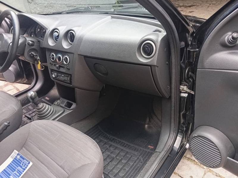 CHEVROLET - PRISMA - 2009/2009 - Preta - R$ 26.900,00