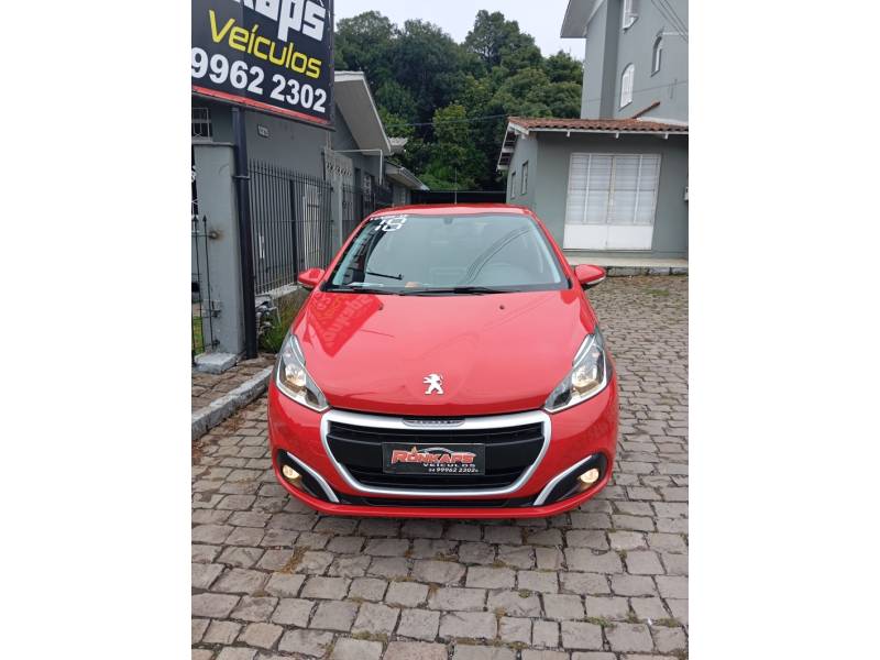 PEUGEOT - 208 - 2018/2018 - Vermelha - R$ 45.900,00