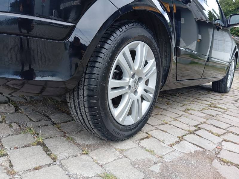 CHEVROLET - VECTRA - 2008/2008 - Preta - R$ 37.900,00