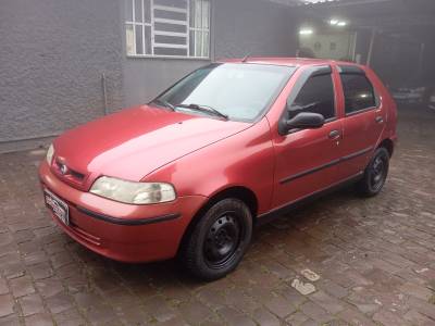 FIAT - PALIO - 2006/2006 - Vermelha - R$ 16.900,00