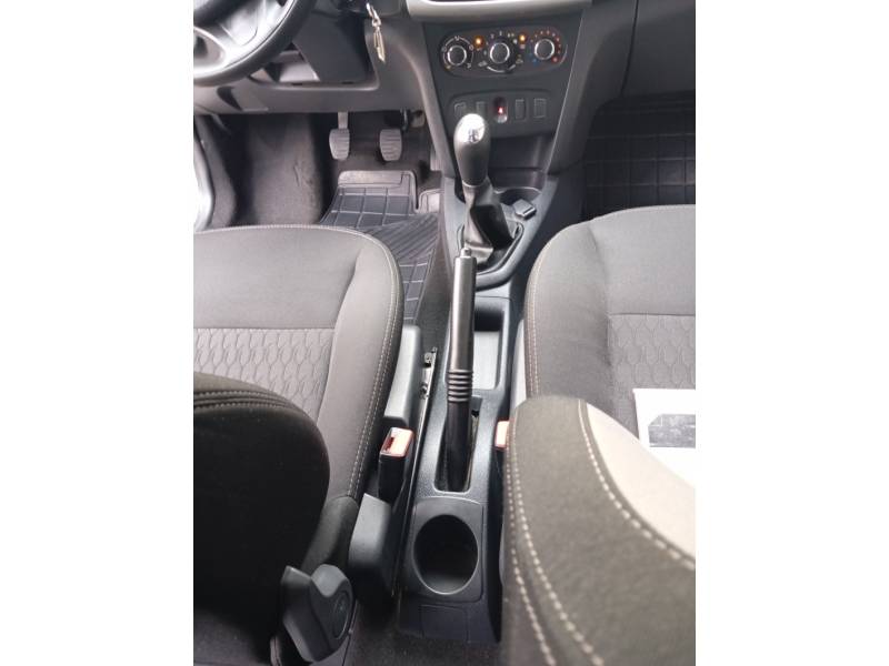 RENAULT - SANDERO - 2019/2019 - Branca - R$ 48.900,00