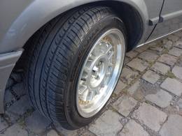 VOLKSWAGEN - VOYAGE - 1995/1995 - Cinza - Sob Consulta