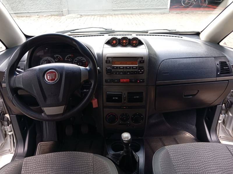 FIAT - IDEA - 2012/2012 - Prata - R$ 35.900,00
