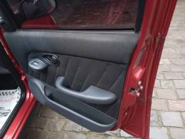FIAT - PALIO - 2006/2006 - Vermelha - R$ 15.900,00
