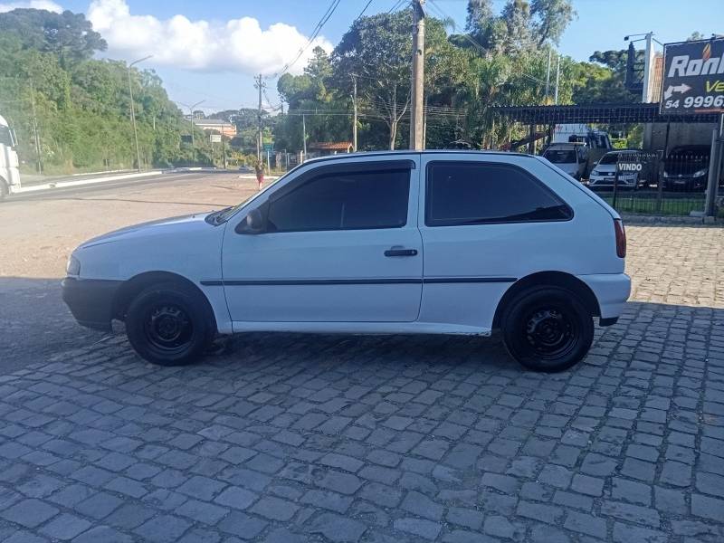 VOLKSWAGEN - GOL - 2004/2004 - Branca - R$ 11.900,00