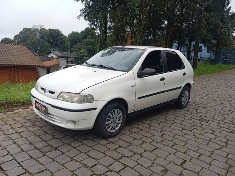 FIAT - PALIO - 2001/2001 - Branca - R$ 1,00