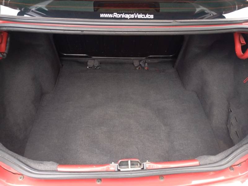 FIAT - SIENA - 2014/2014 - Vermelha - R$ 37.900,00