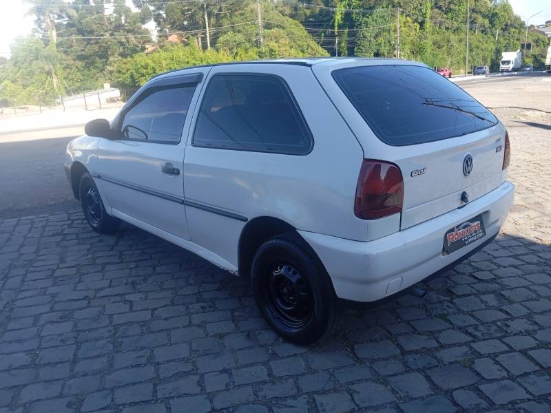 VOLKSWAGEN - GOL - 2004/2004 - Branca - R$ 11.900,00