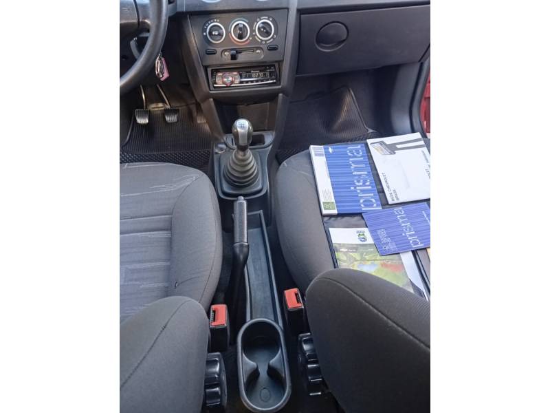 CHEVROLET - PRISMA - 2010/2010 - Vermelha - R$ 29.900,00