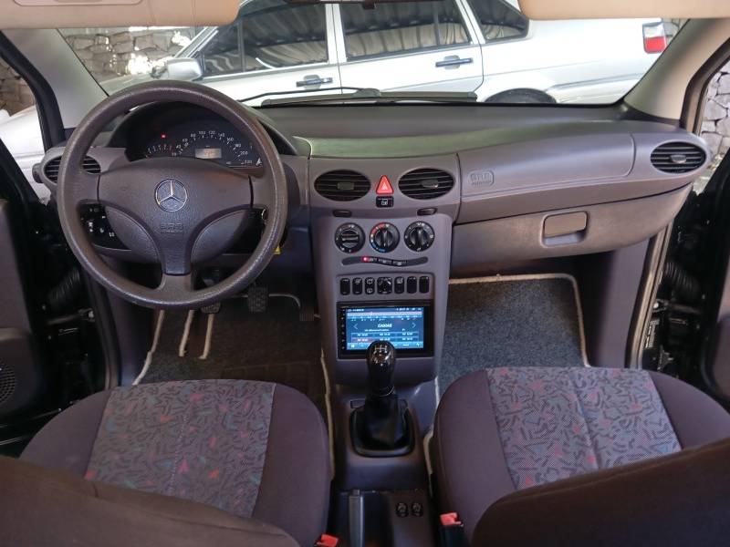 MERCEDES-BENZ - CLASSE A - 2004/2004 - Preta - R$ 19.900,00