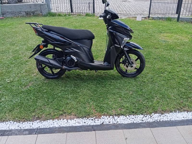 YAMAHA - NEO 125 - 2022/2022 - Preta - R$ 12.800,00