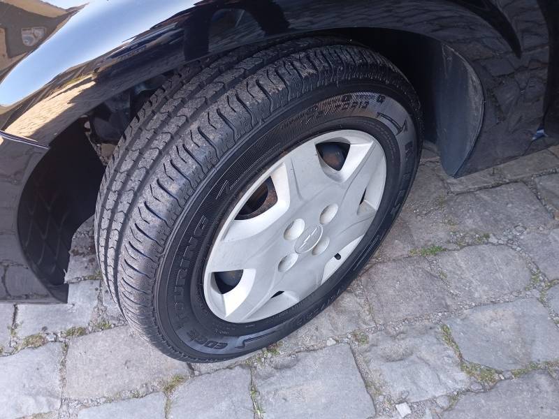 CHEVROLET - CELTA - 2014/2014 - Preta - R$ 35.900,00