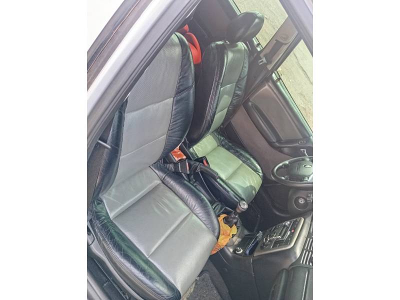 CHEVROLET - VECTRA - 2002/2002 - Prata - R$ 1,00