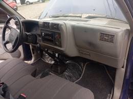 CHEVROLET - S10 - 1996/1996 - Azul - R$ 32.900,00