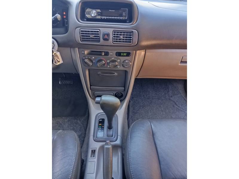 TOYOTA - COROLLA - 2001/2001 - Cinza - R$ 29.900,00