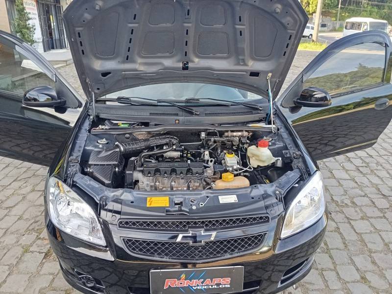 CHEVROLET - CELTA - 2012/2012 - Preta - R$ 23.900,00