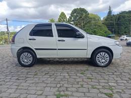 FIAT - PALIO - 2015/2015 - Branca - R$ 33.900,00
