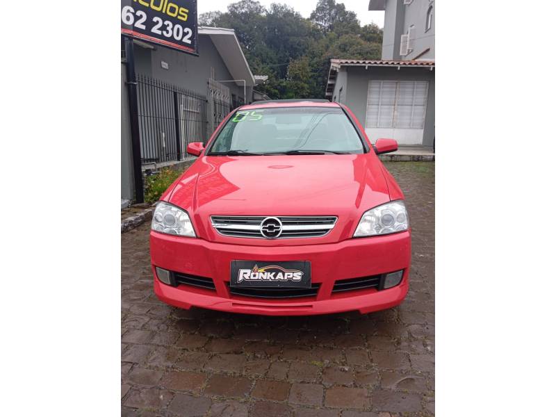 CHEVROLET - ASTRA - 2005/2005 - Vermelha - R$ 44.900,00