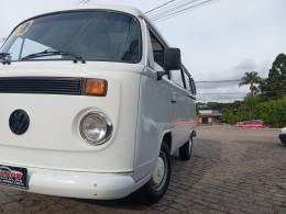 VOLKSWAGEN - KOMBI - 2000/2000 - Branca - R$ 29.900,00