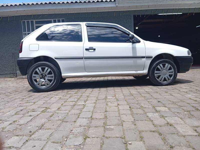 VOLKSWAGEN - GOL - 1999/1999 - Branca - R$ 15.900,00