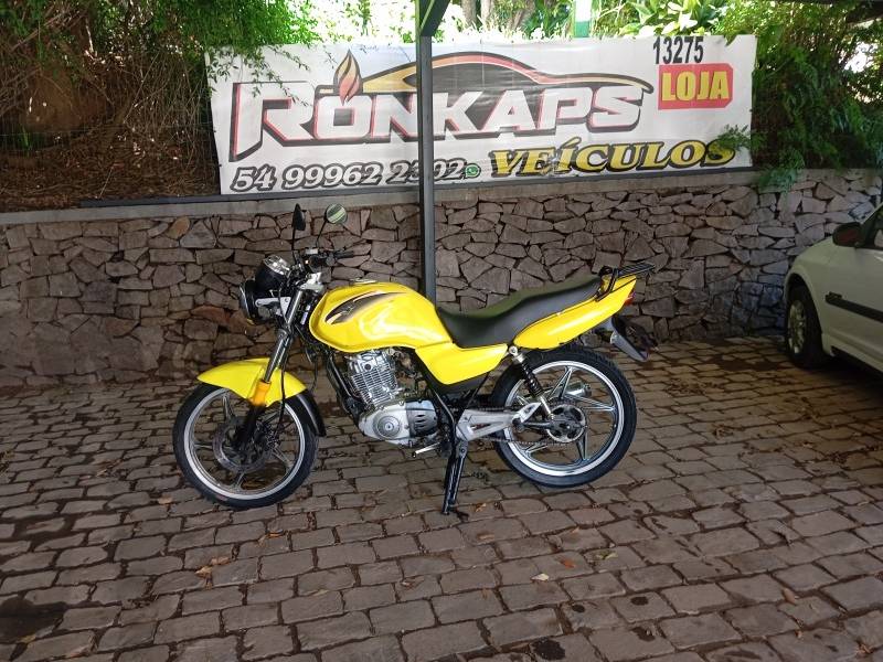 SUZUKI - YES - 2011/2011 - Amarela - R$ 7.900,00