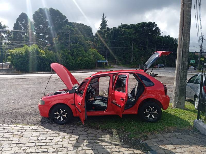 VOLKSWAGEN - GOL - 2011/2011 - Vermelha - R$ 23.900,00