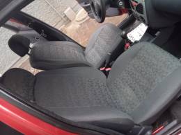 FIAT - PALIO - 2006/2006 - Vermelha - R$ 15.900,00