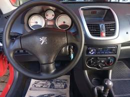 PEUGEOT - 207 - 2014/2014 - Vermelha - R$ 28.900,00