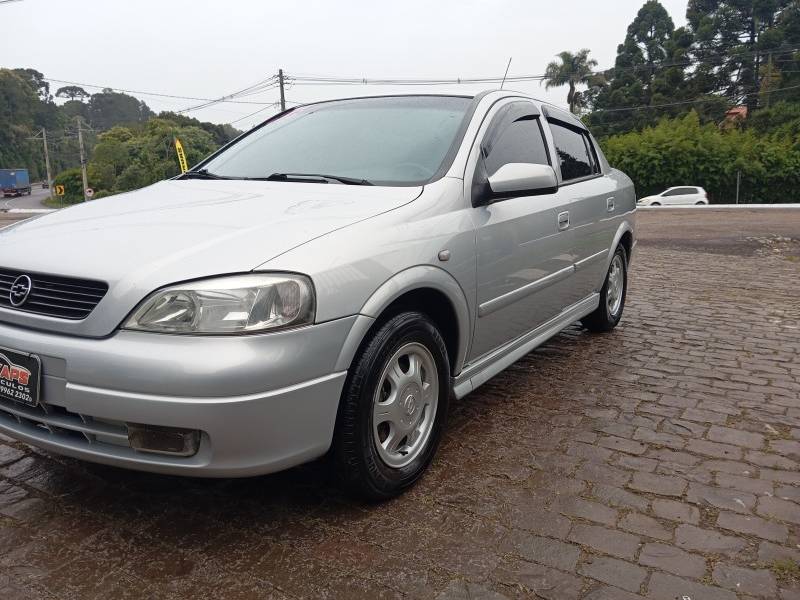 CHEVROLET - ASTRA - 2001/2001 - Prata - R$ 24.900,00