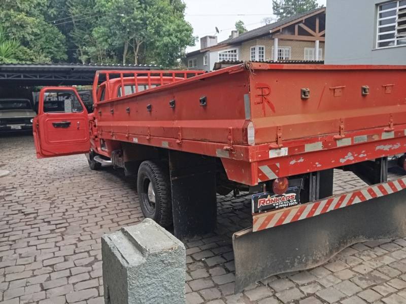 FORD - F-4000 - 1980/1980 - Vermelha - R$ 59.900,00