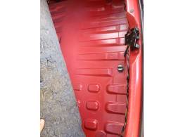PEUGEOT - 207 - 2014/2014 - Vermelha - R$ 28.900,00