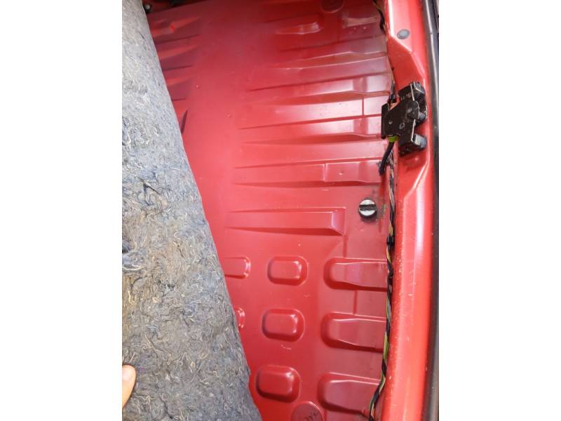 PEUGEOT - 207 - 2014/2014 - Vermelha - R$ 28.900,00