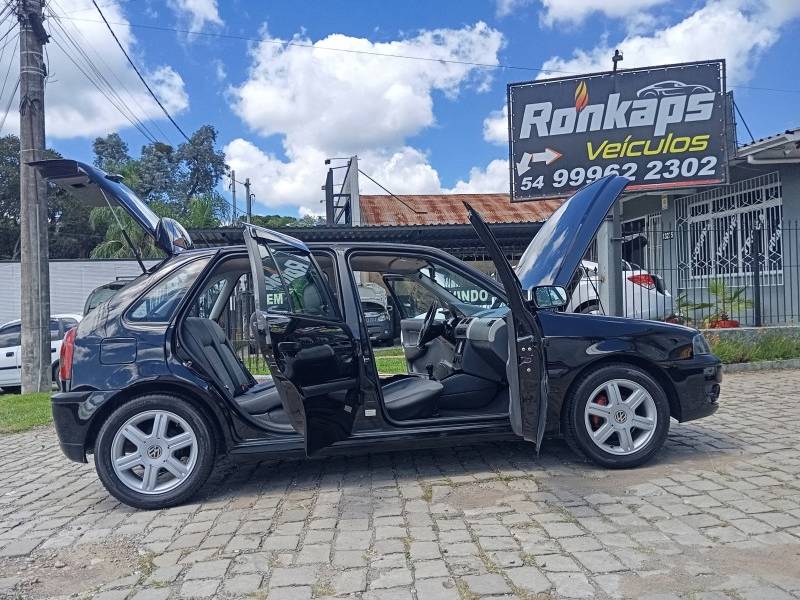 VOLKSWAGEN - GOL - 2005/2005 - Preta - R$ 32.900,00