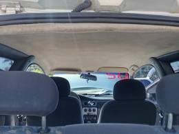 CHEVROLET - CELTA - 2002/2002 - Prata - R$ 18.900,00