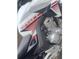 HONDA - CB 250F TWISTER - 2022/2022 - Branca - R$ 23.500,00