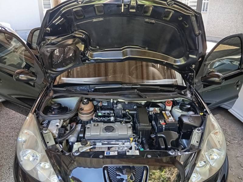 PEUGEOT - 207 - 2009/2009 - Preta - R$ 22.900,00