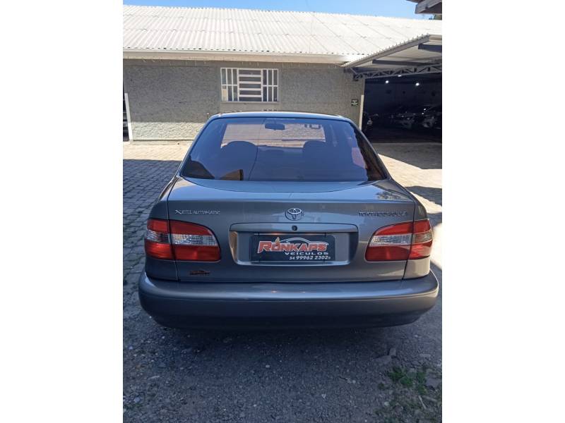 TOYOTA - COROLLA - 2001/2001 - Cinza - R$ 28.900,00