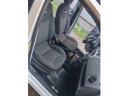 FIAT - UNO - 2013/2013 - Branca - R$ 34.900,00