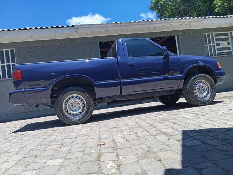 CHEVROLET - S10 - 1996/1996 - Azul - R$ 32.900,00