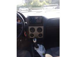 FIAT - PALIO - 2015/2015 - Branca - R$ 33.900,00